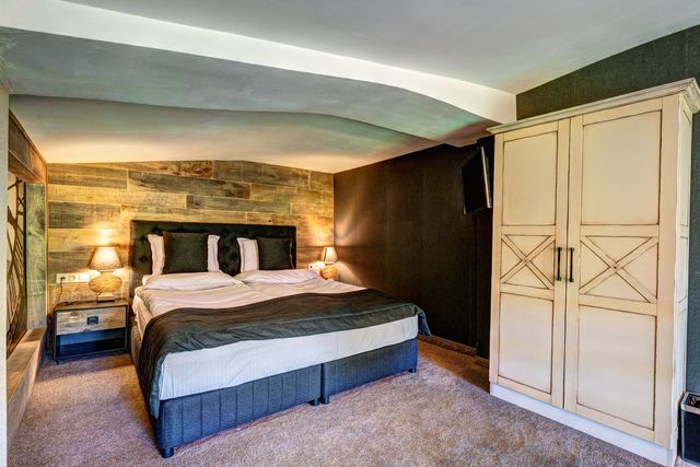 Murgavets Hotel - double deluxe room